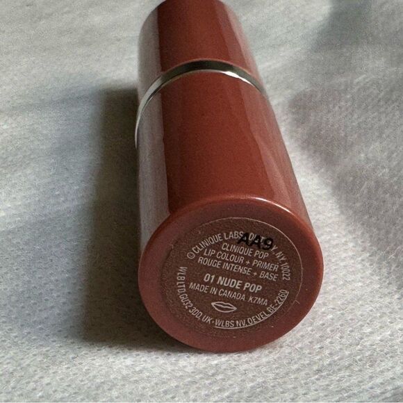 Clinique Pop Lip‎ Colour + Primer (01) Nude Pop - Picture 2 of 2
